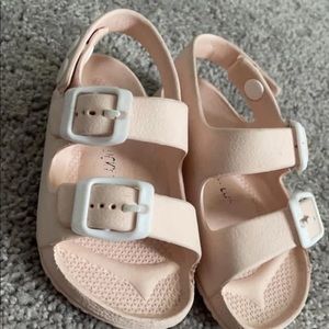Size 6c girl shoes